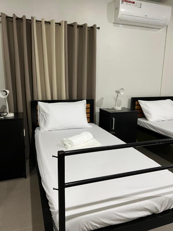 Happy Camper Hostel コロン エクステリア 写真